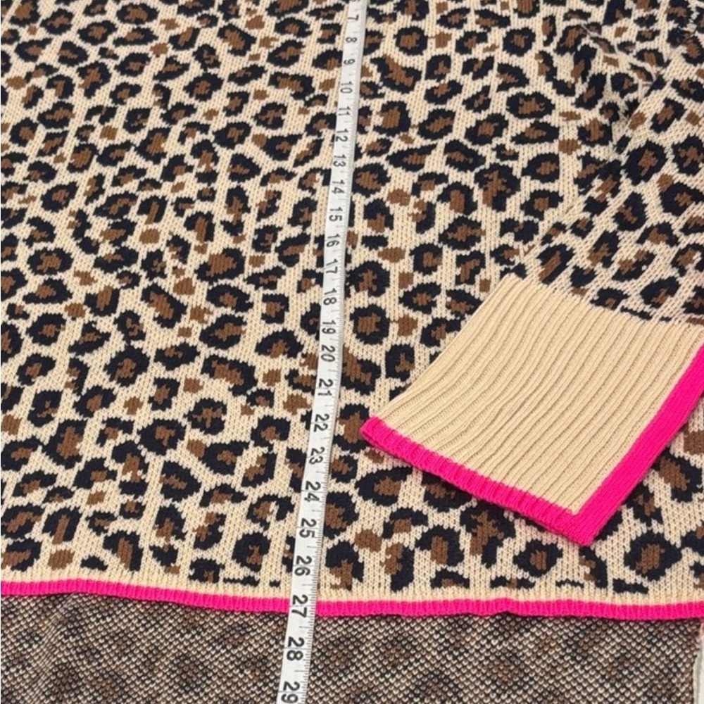 Crown & Ivy Leopard-Print Crewneck Sweater with Hot Pink Trim XXL - Picture 3 of 8